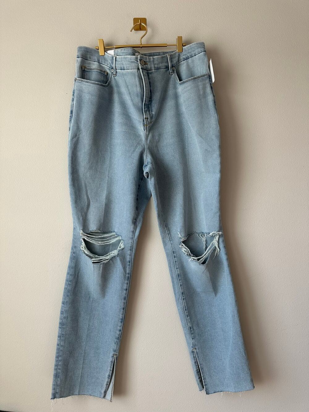Good American Classic Distressed Jeans Size 20 High Rise Raw Hem Light Wash NWT